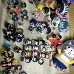 限定品あり）鬼滅の刃ガチャガチャ、まとめ売り、フィギュア（1枚目2枚