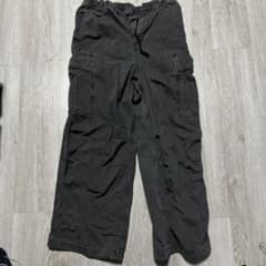 GU ブラックカーゴパンツのサムネイル