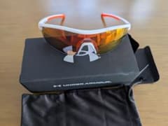 ＊ぽんさん専用　Under Armour スポーツサングラス ホワイト/オレンジのサムネイル