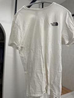 THE NORTH FACE ホワイト Tシャツのサムネイル