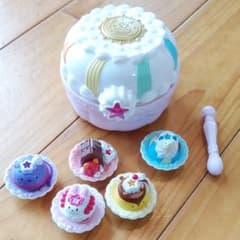 スイーツパクト　プリキュア　アラモード　アニマルスイーツセットのサムネイル
