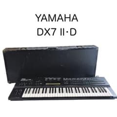 ヤマハYAMAHA DX7 II-D シンセサイザー ハードケース付き - メルカリ