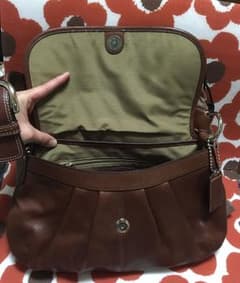 【COACH】ソーホープリーテッドレザーラージフラップトートのサムネイル