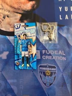 横浜FC 新井瑞希 2025プレーヤーズBlistazキーホルダー - メルカリ