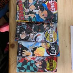 鬼滅の刃１〜４巻のサムネイル