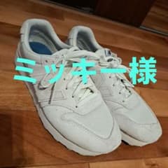 New Balance 996 ホワイトスニーカーのサムネイル
