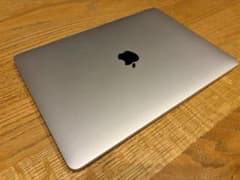 MacBook Pro 2018年モデル13インチ / Touch Bar 搭載のサムネイル