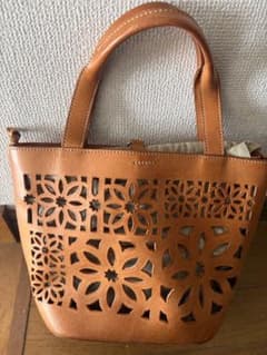 かいましゅ genten カットアウトハンドバッグ ブラウン かいましゅ様専用 genten カットアウトハンドバッグ ブラウン | Mercari