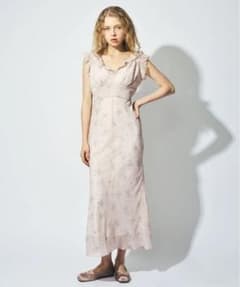 ME COUTURE ECLAT DE FLEURドレス ME COUTURE ECLAT DE FLEURドレス - メルカリ