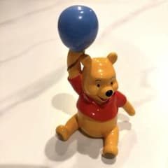 くまのプーさん ボール付き陶器フィギュアのサムネイル