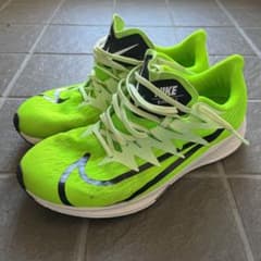 NIKEランニングシューズ　ズームライバルのサムネイル