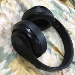 ビーツ ヘッドホンのサムネイル