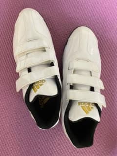 新品　野球 アディダス　トレーニングシューズのサムネイル