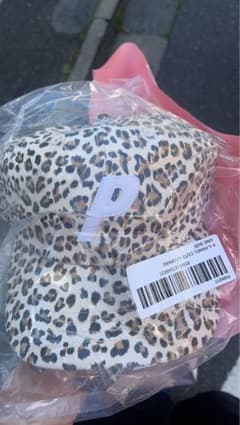 帽子 PALACE skateboards P6 Panel Cute Leopard PALACE skateboards P6 Panel Cute Leopard - メルカリ