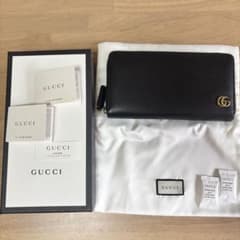 GUCCI GGマーモント ラウンドファスナー長財布 ブラックのサムネイル