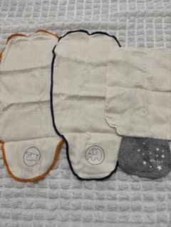 ベビー用 汗取りパッド 3枚セット おまけつきのサムネイル