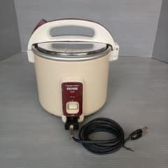 昭和レトロ　 東芝 電気炊飯器　0.6L炊き 　3.3合炊き　当時物　昭和家電 昭和レトロ 東芝 電気炊飯器 0.6L炊き 3.3合炊き 当時物 昭和家電