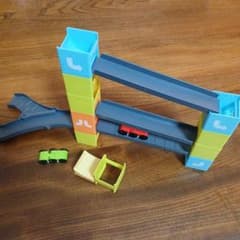 しまじろう　 車遊びセットのサムネイル