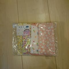 新品☆未開封☆可愛いスタイ4枚入りのサムネイル