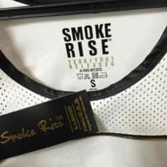レア！未使用品！定価の半額！smoke rise レザータンクトップのサムネイル