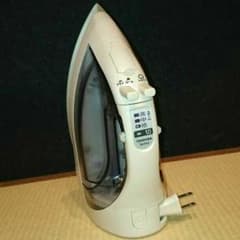 ノブ様専用！！東芝スチームアイロンTA-DX2のサムネイル