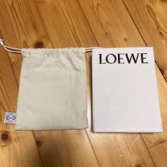 LOEWEロエベ 袋/箱のサムネイル