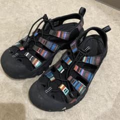 KEEN キーン サンダルのサムネイル