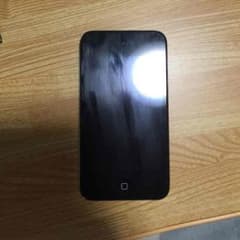 iPod touch4世代64GBのサムネイル