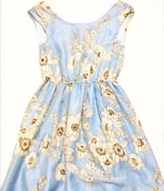 タグ付き新品未使用マーキュリーデュオ花柄ワンピースのサムネイル