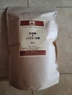 りー様専用    ランフリー桜姫鶏＆シリアル五穀  800ｇ×4のサムネイル