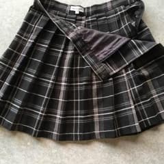 制服スカートのサムネイル