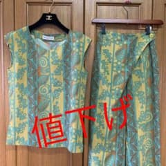 クリスチャンオジャール　パンツスーツ　美品のサムネイル