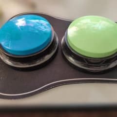 インタラクティブペットおもちゃ 多色ボタン付きのサムネイル