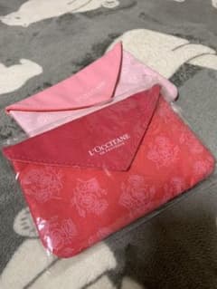 L’OCCITANEロクシタンポーチのサムネイル