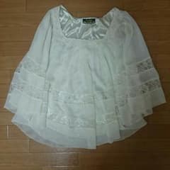 ロジータ トップスのサムネイル