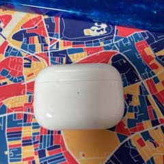 Apple AirPods Pro ケースのみのサムネイル