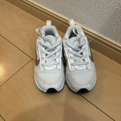 NIKE スリッポン　kidsスニーカーのサムネイル