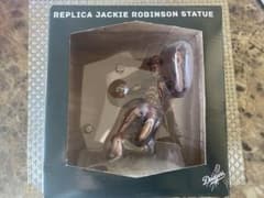 お値下げ　非売品　Jackie Robinson レプリカのサムネイル