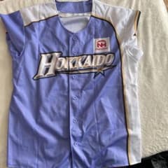 日ハム　応援ユニフォーム　ラベンダーカラー　入場者限定のサムネイル