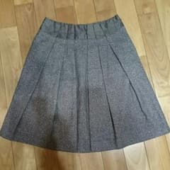 値下げしました！超美品 AMACA  アマカ プリーツスカートのサムネイル