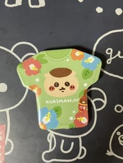 くりまんじゅう Tシャツ型缶バッジのサムネイル