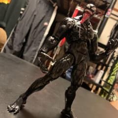 ヴェノムVENOM マーベルレジェンド  フィギュアのサムネイル