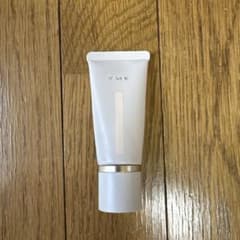 RMK クリームファンデーション　アクアティックグロウ100のサムネイル