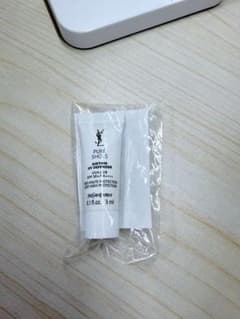 新品★ ピュアショット エアリーライト UV50 3ml サンプル試供品 新品☆YSL ピュアショット エアリーライト UV50 3ml サンプル試供品
