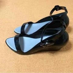 メリッサ風サンダル 黒     値下げ‼️800円のサムネイル