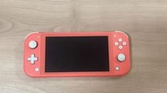 Nintendo Switch Lite 本体 コーラルのサムネイル