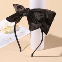 カチューシャ　ベロア　新品　未使用　可愛い　韓国アイドル　お姫様　ぴえん　grlのサムネイル