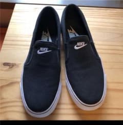 NIKE スリッポン スニーカーのサムネイル
