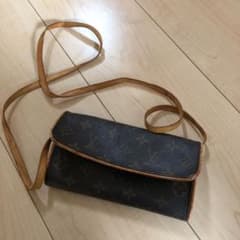 ルイヴィトン ショルダーバッグのサムネイル
