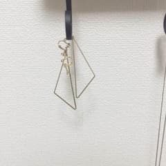 イヤリングのサムネイル